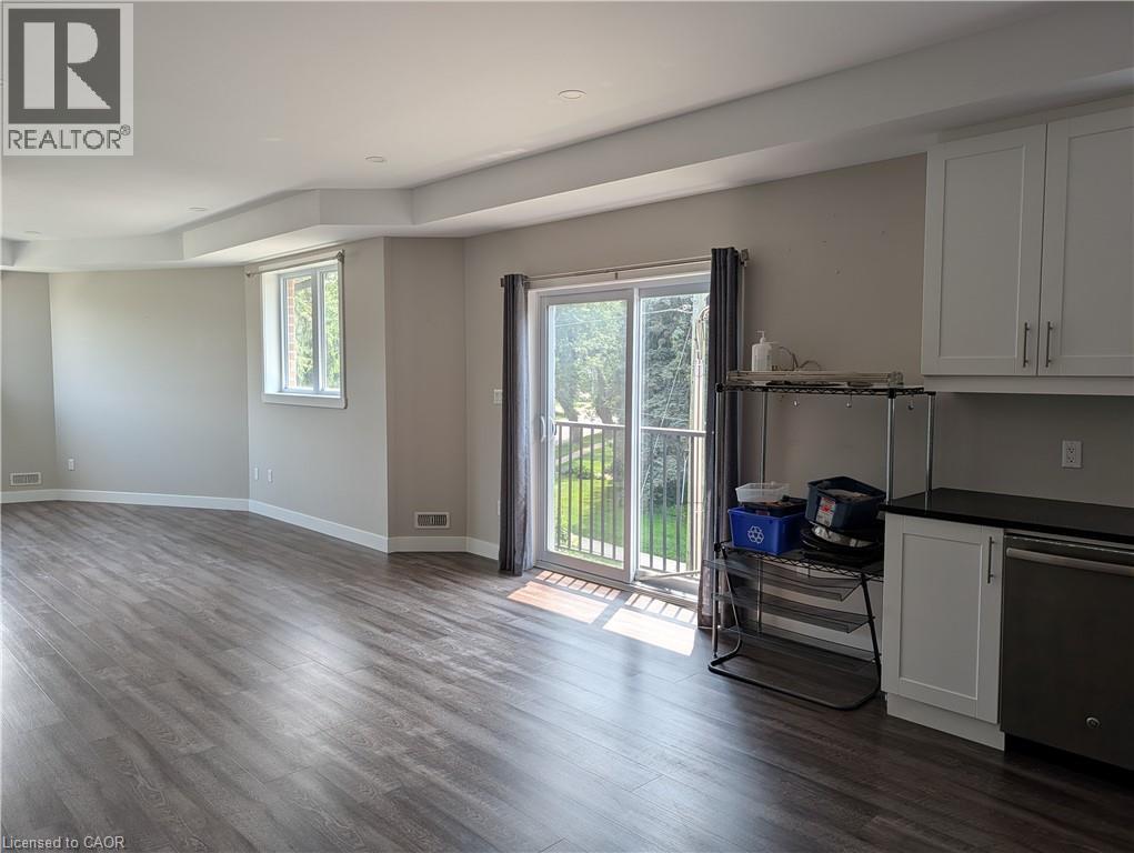 #2 320 WATERLOO Street, New Hamburg, Ontario, N3A1T6, New Hamburg, Ontario — photo 4 of 5