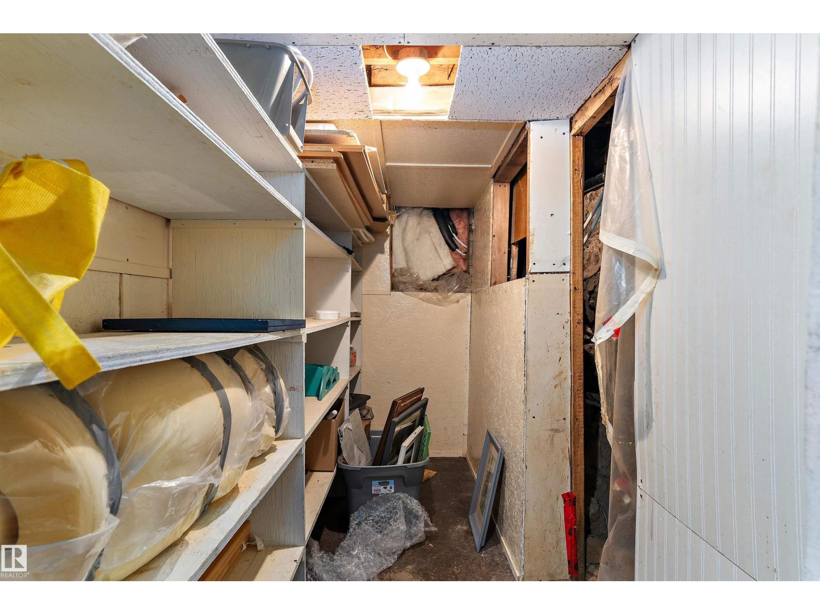 5404 45 AV - Image 32