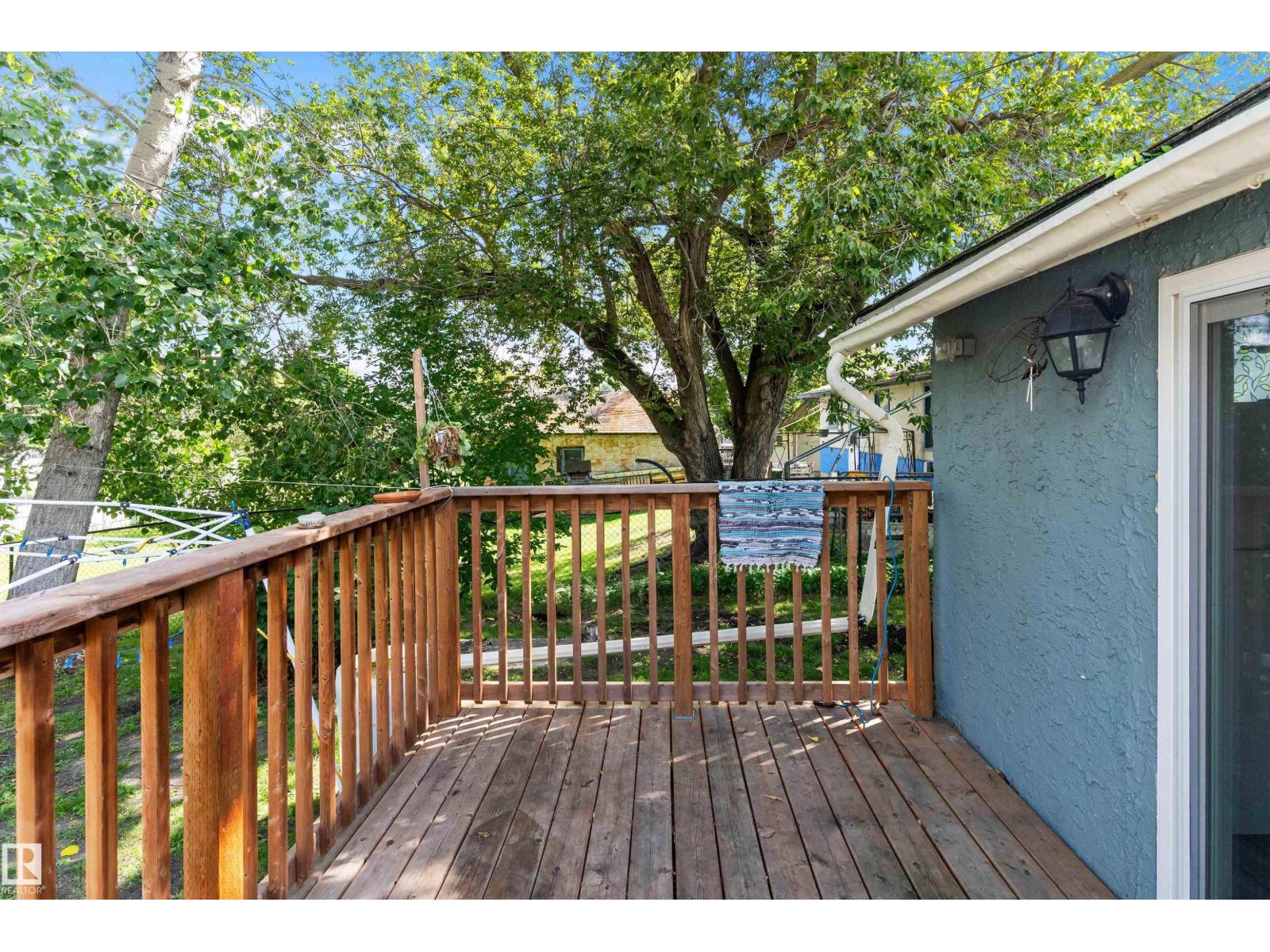 5404 45 AV - Image 35