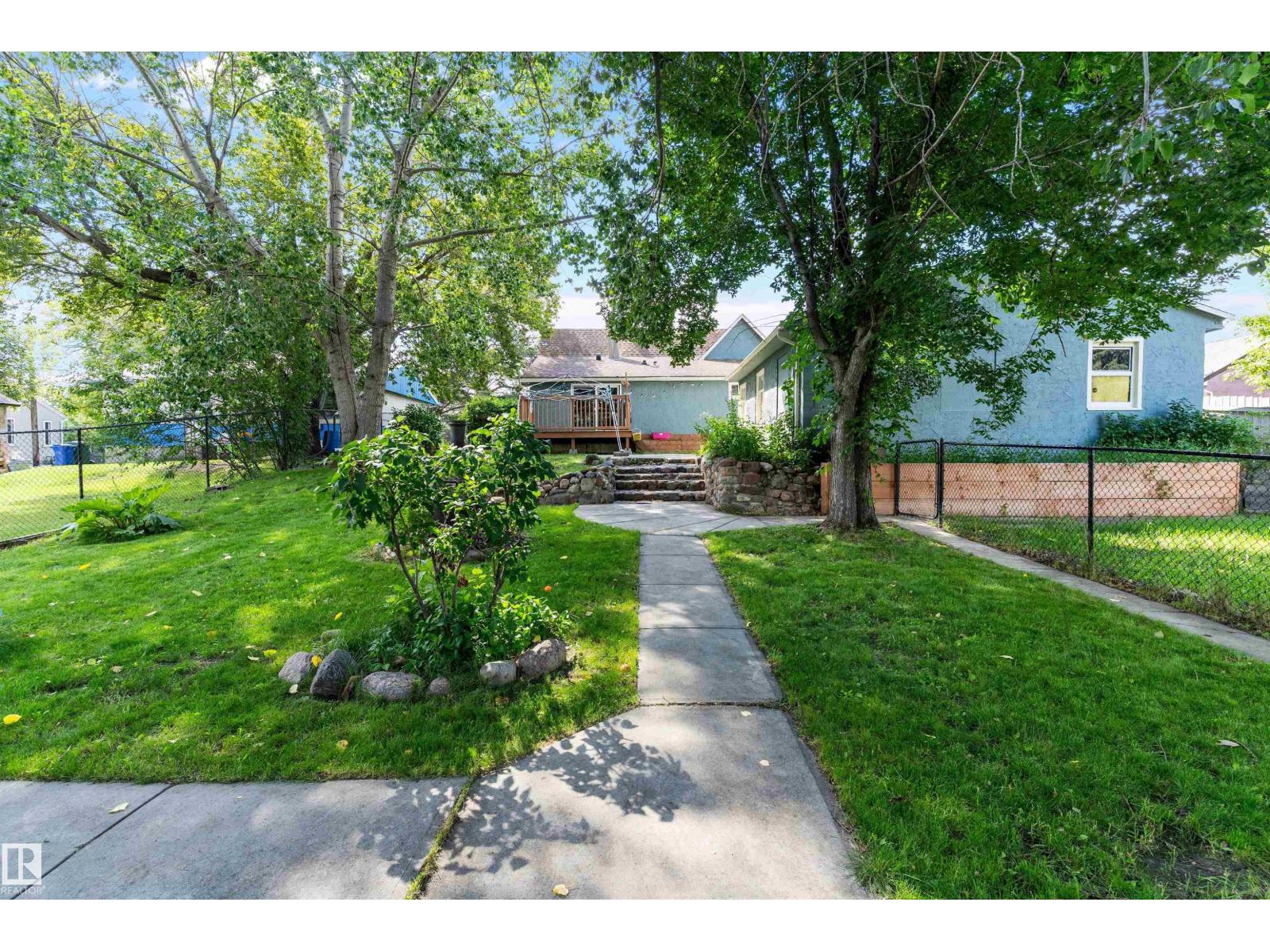 5404 45 AV - Image 43