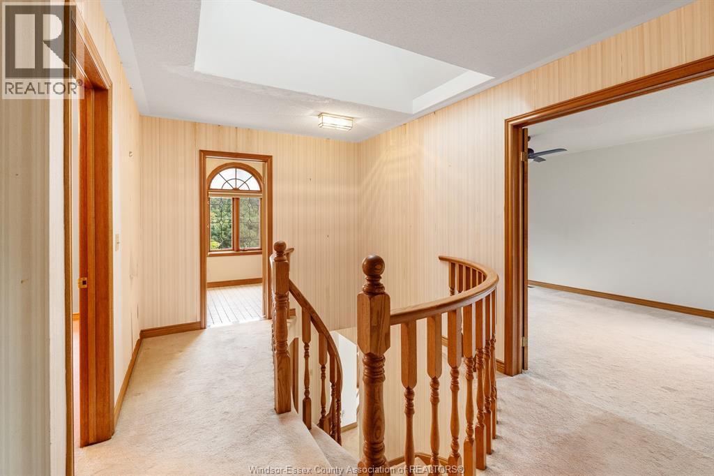 267 ELMGROVE DRIVE - 24