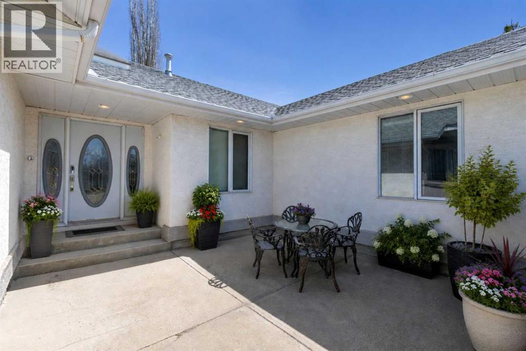 5949 45 Street Crescent - 5