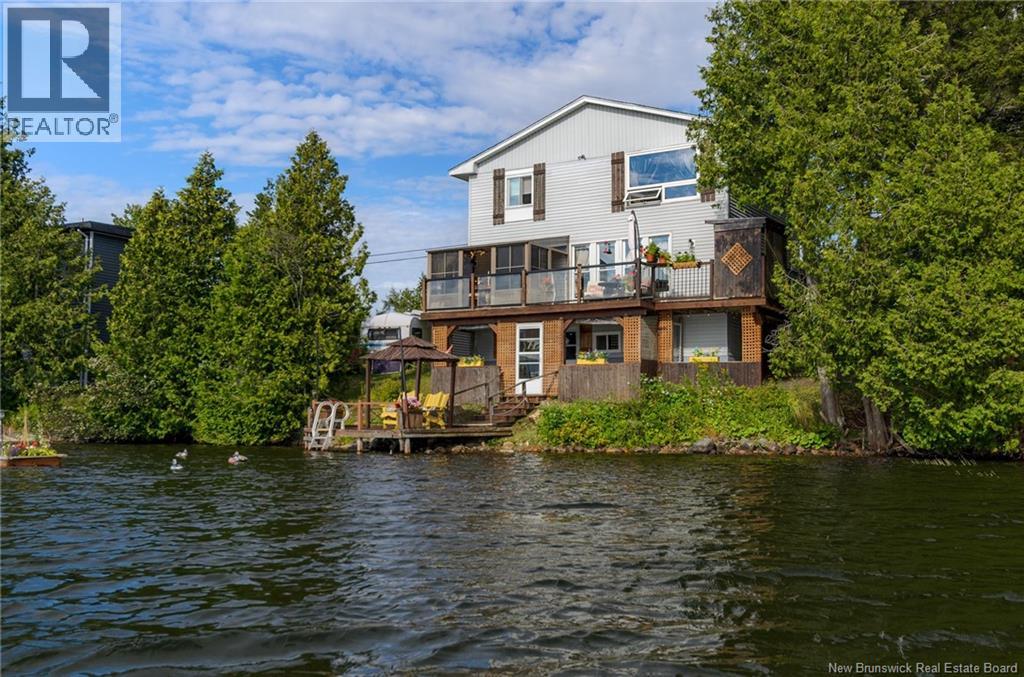 7 Watercrest Road