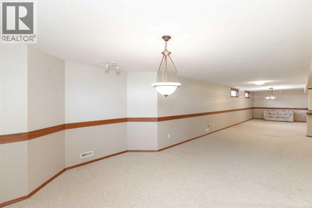 5949 45 Street Crescent - Image 30