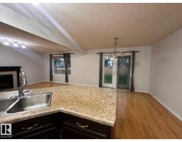 1569 37a Av Nw, Edmonton, AB T6T0E2 Photo 6