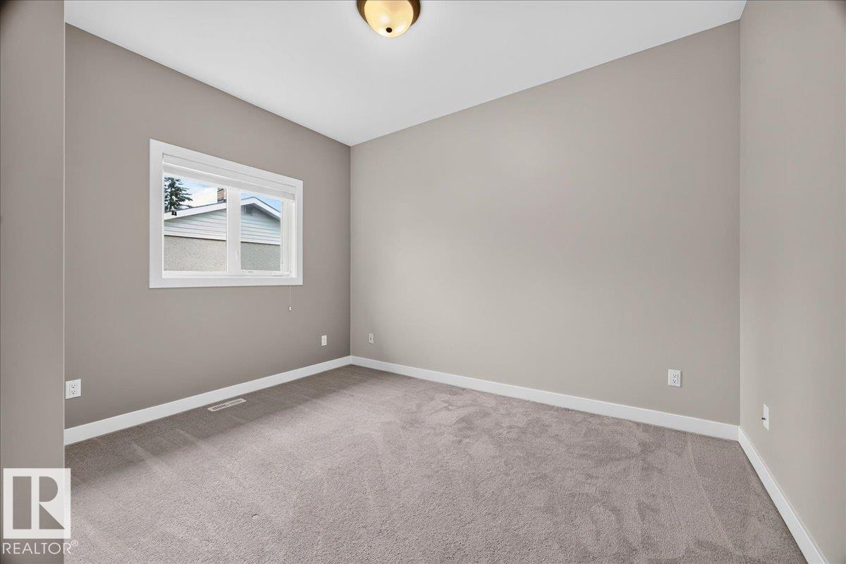 12126 47 ST NW - Image 13