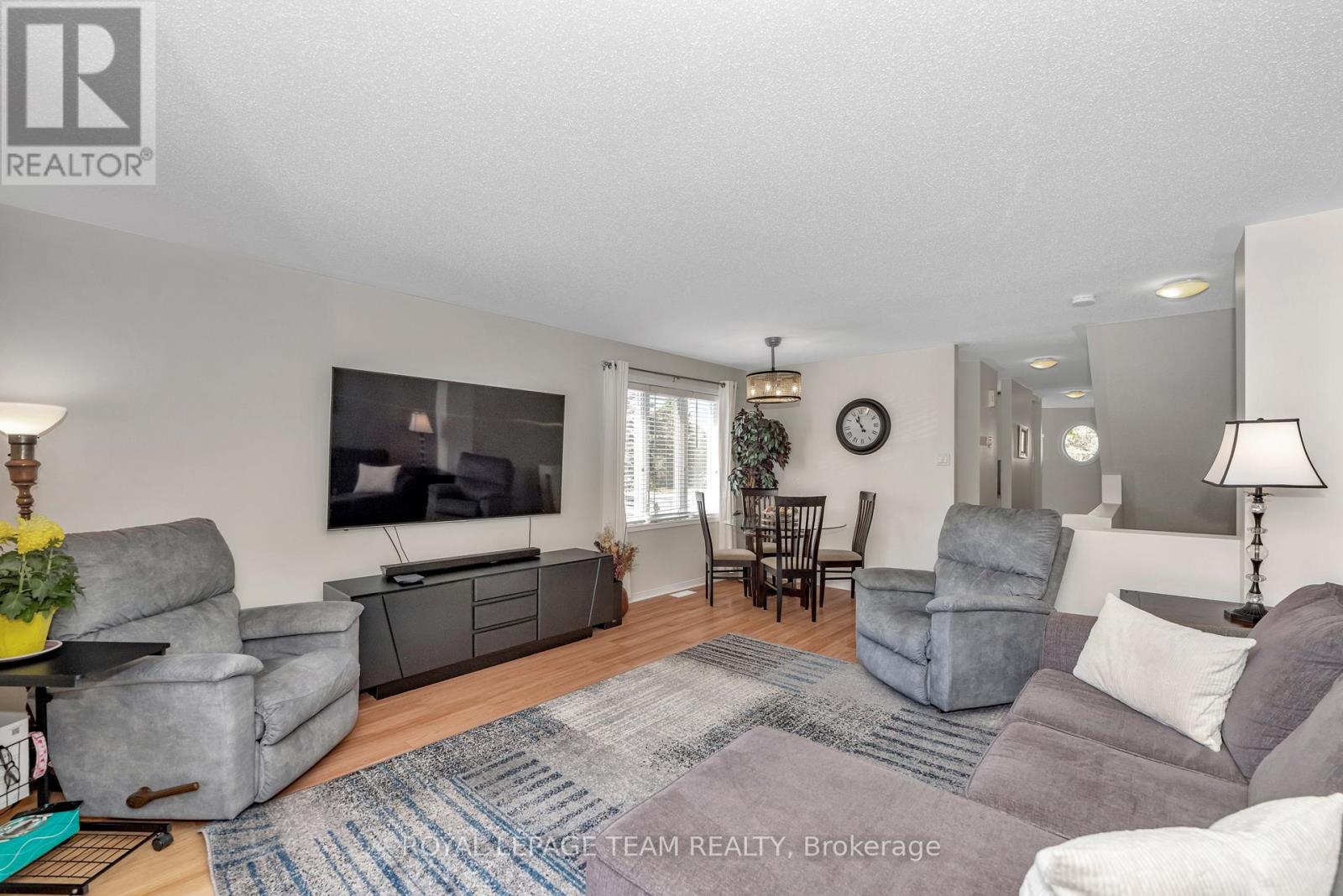 85 CRESTHAVEN DRIVE - 4
