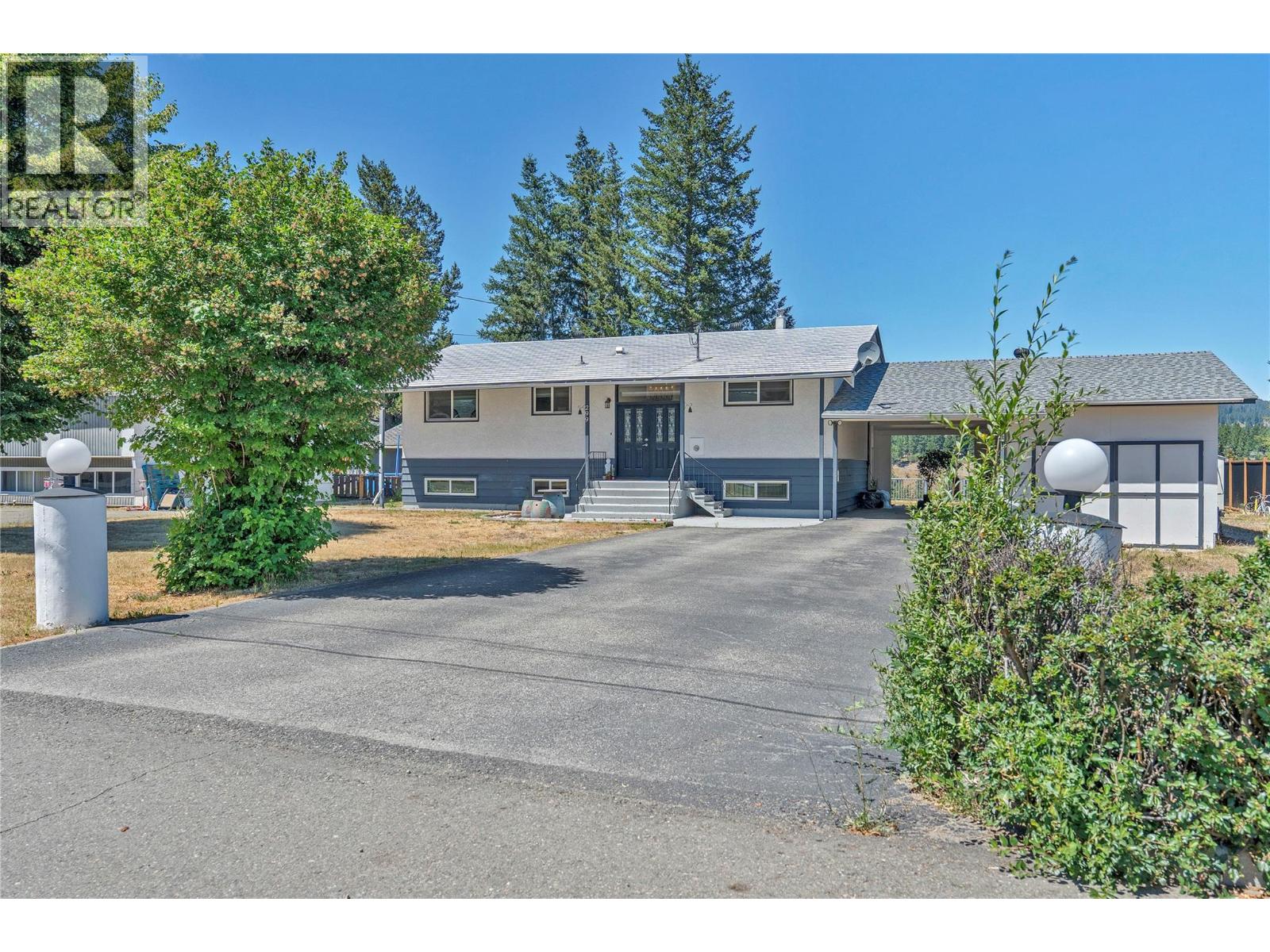 Property for sale at 299 Panorama Crescent