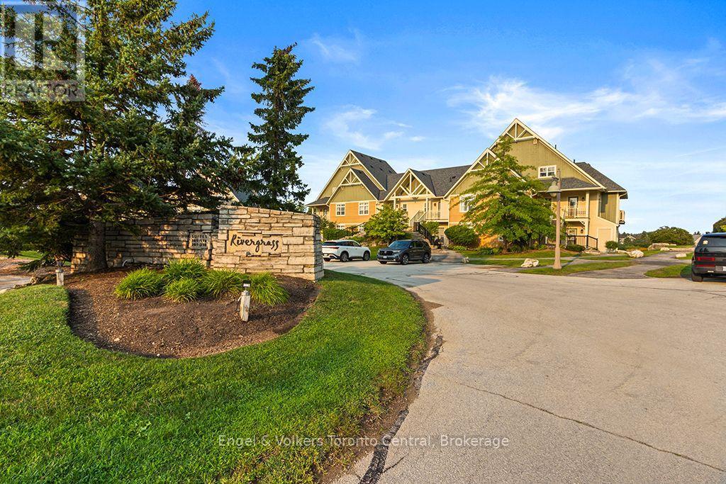 #208 115 FAIRWAY COURT - Image 4