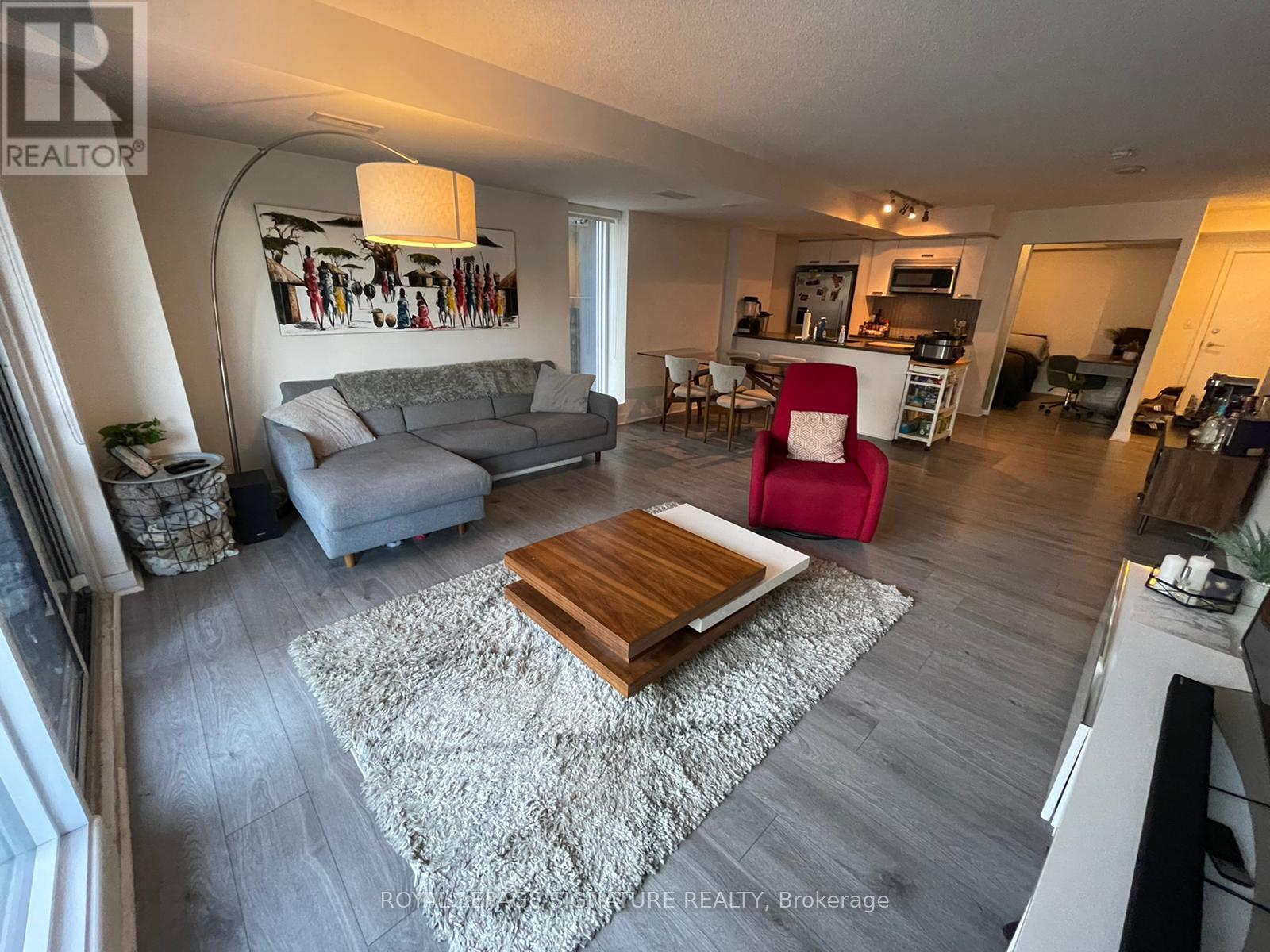 #414 295 ADELAIDE STREET W - 8