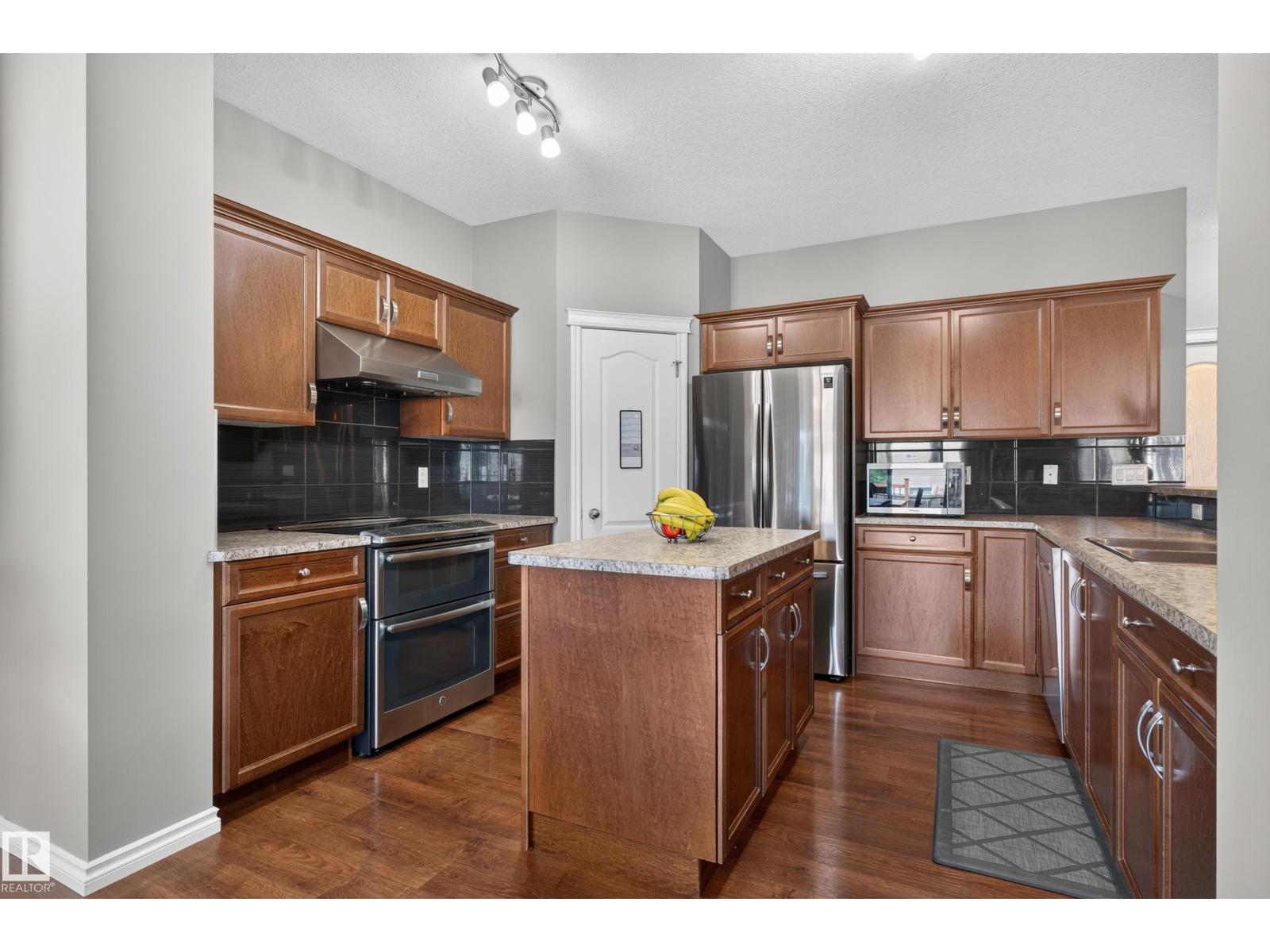 9515 221 ST NW - Image 15
