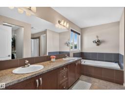 9515 221 St Nw, Edmonton, AB T5T4A8 Photo 44