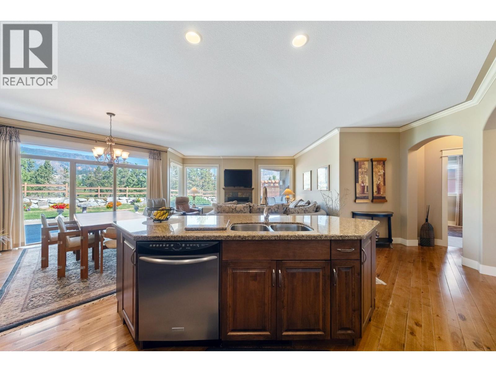  4112 Solana Place, Westbank