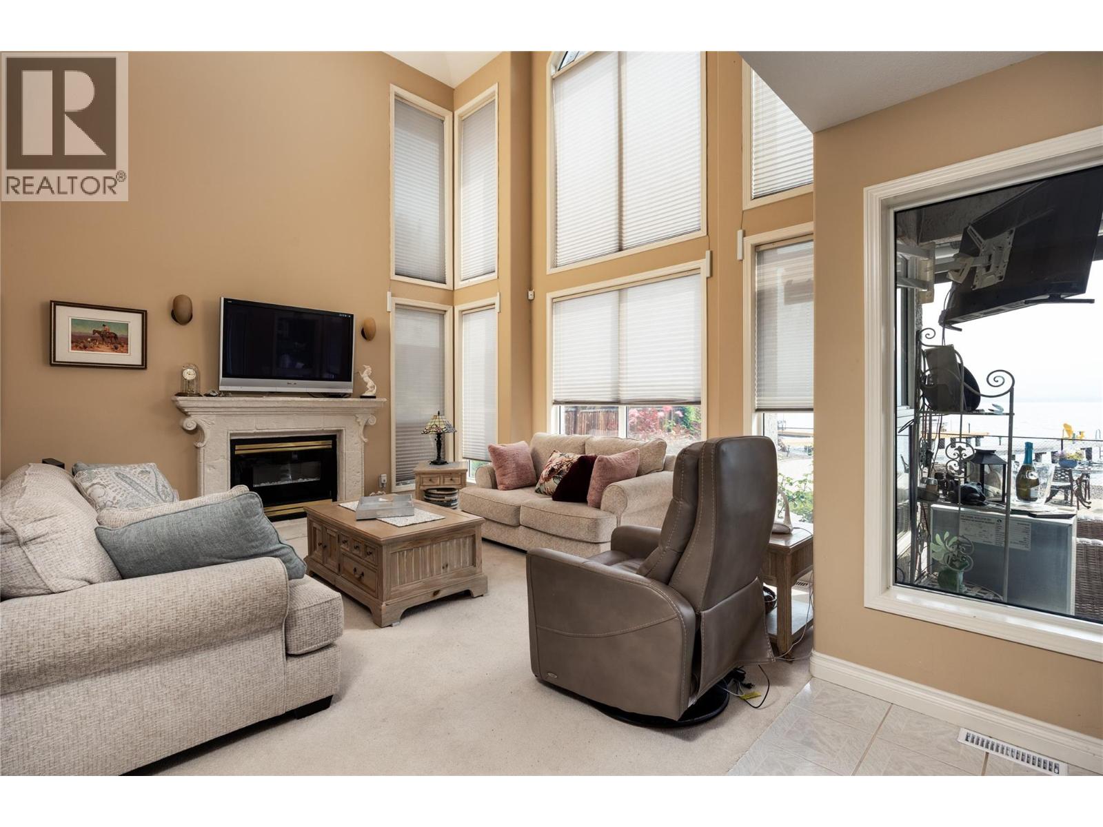 1339 Green Bay Road - Image 5