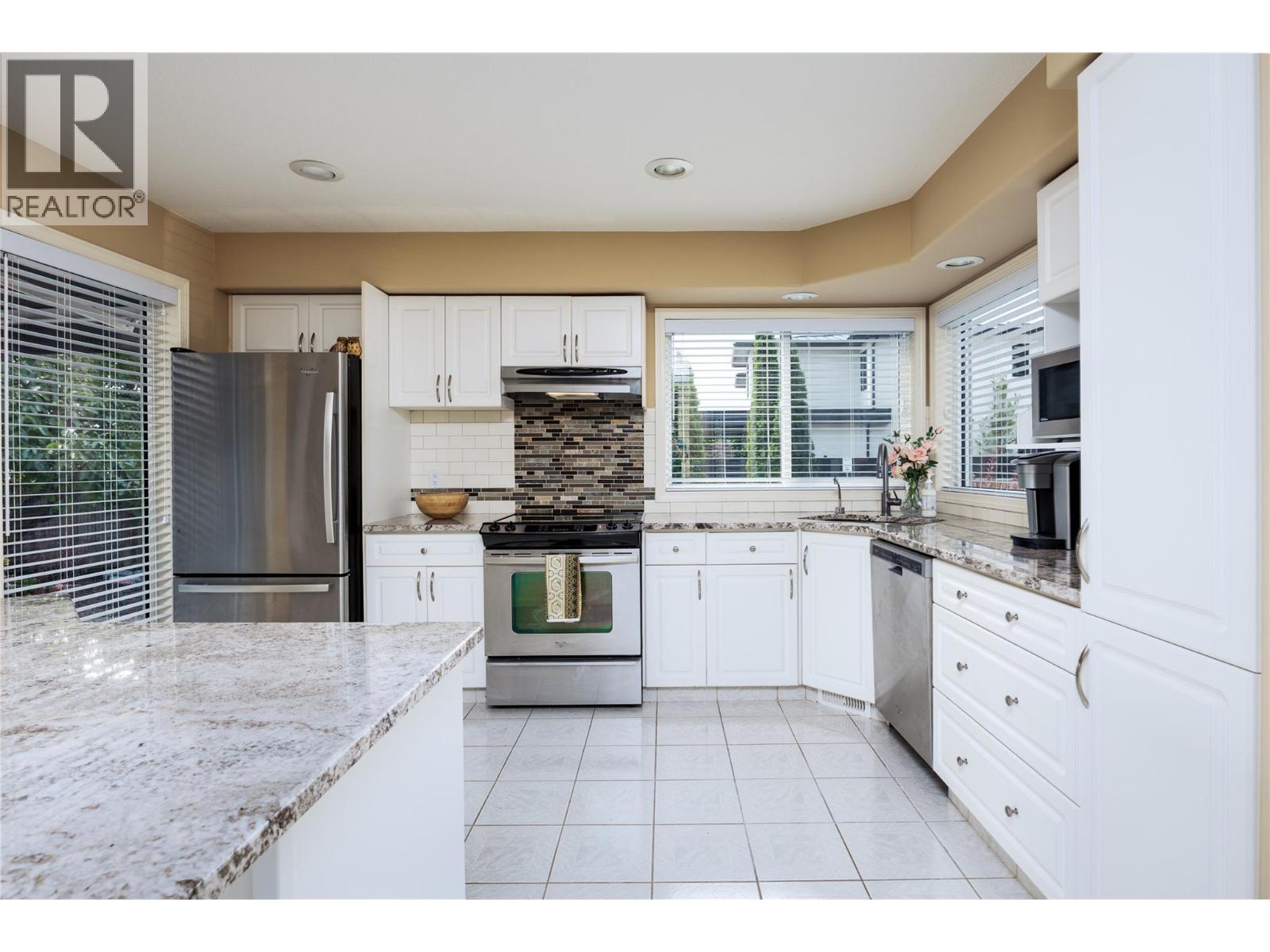 1339 Green Bay Road - Image 10