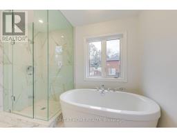 2581 Islington Avenue, Toronto, ON M9V4A2 Photo 30