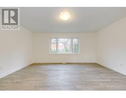 2579 Islington Avenue, Toronto, ON M9V4A2 Photo 24
