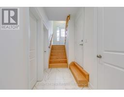 2579 Islington Avenue, Toronto, ON M9V4A2 Photo 36