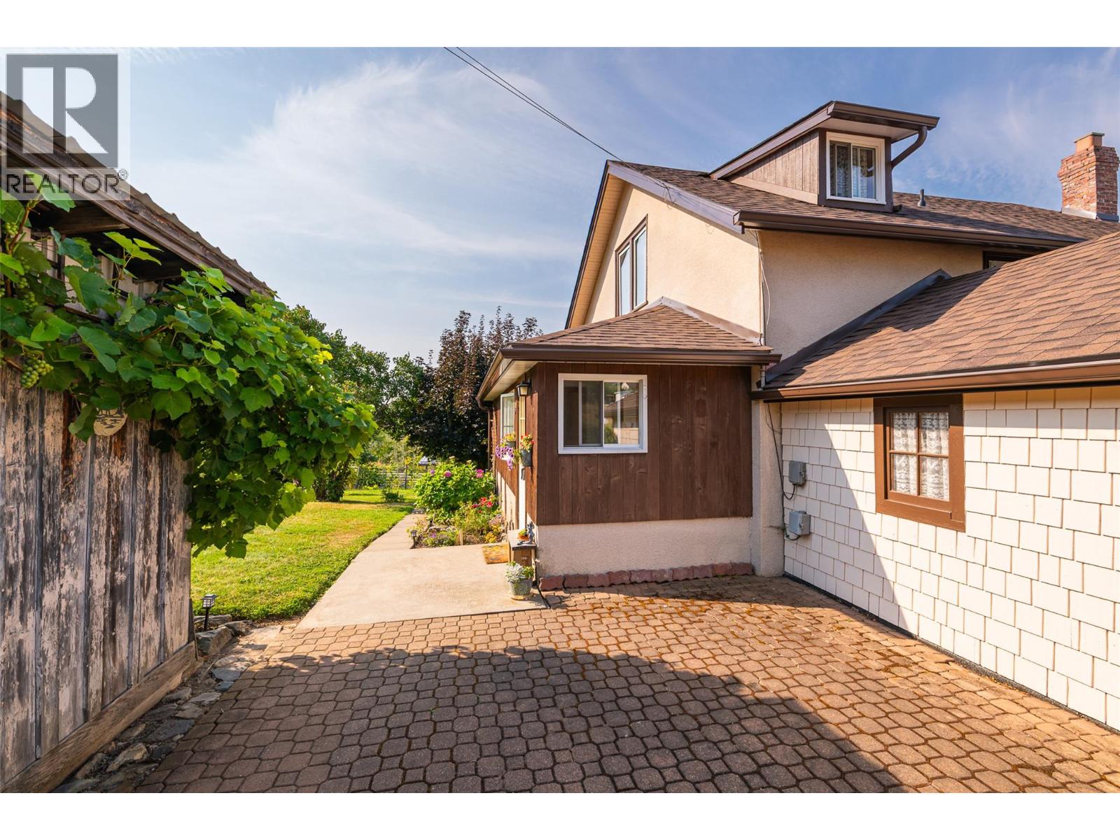 1843 McLaren Street, Creston