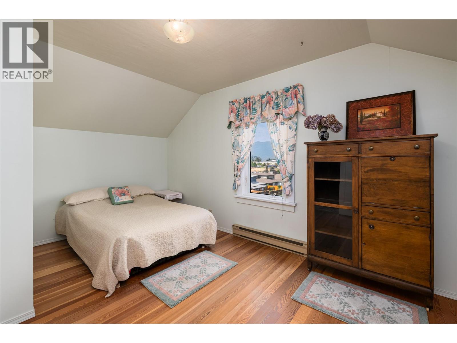 1843 McLaren Street, Creston