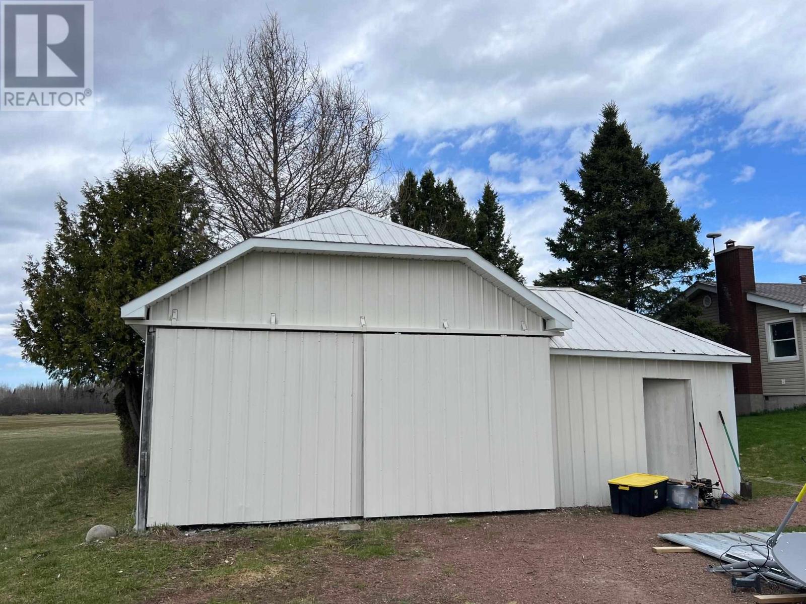 826 I Line RD - Image 11