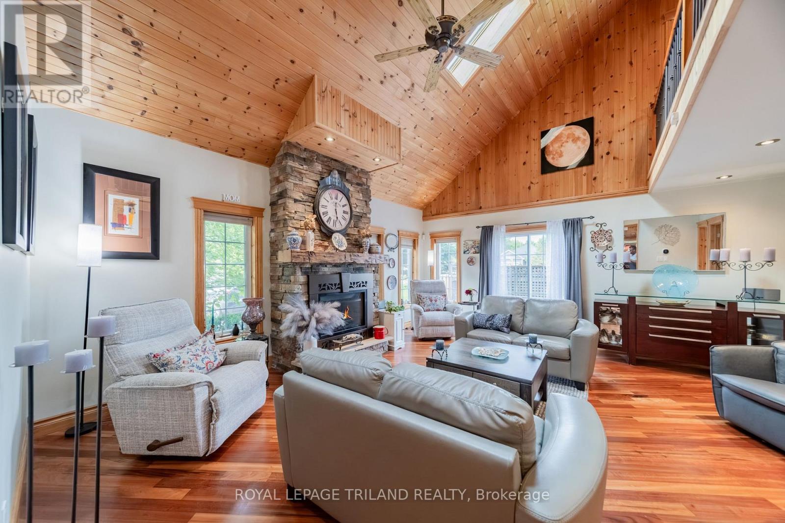 71246 SANDRA STREET N - Image 3