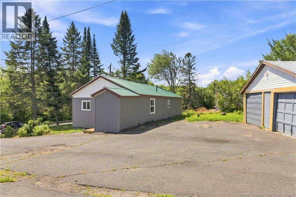 395 Northfield Avenue - 39