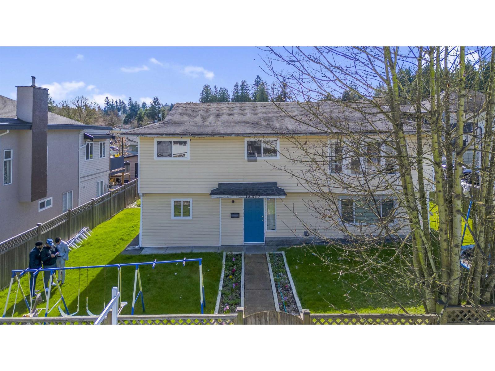 6 Bed, 3 Bath House for Sale in Surrey – 13430 64 AVENUE, Surrey – MLS# R3156058 - Image 17