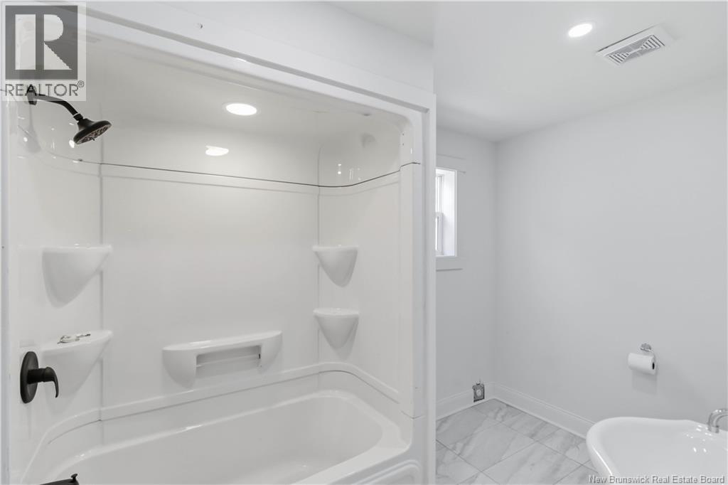 395 Northfield Avenue - 25