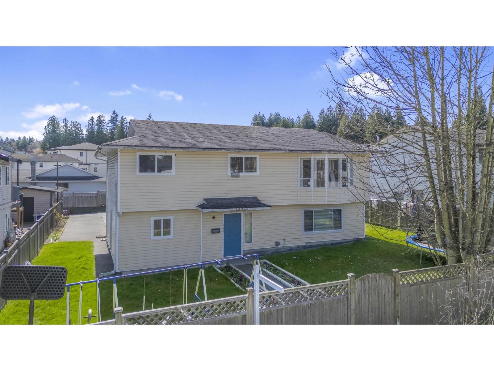6 Bed, 3 Bath House for Sale in Surrey – 13430 64 AVENUE, Surrey – MLS# R3156058 - Image 18