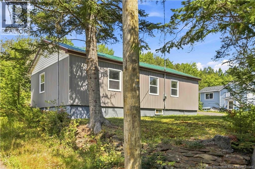 395 Northfield Avenue - 2