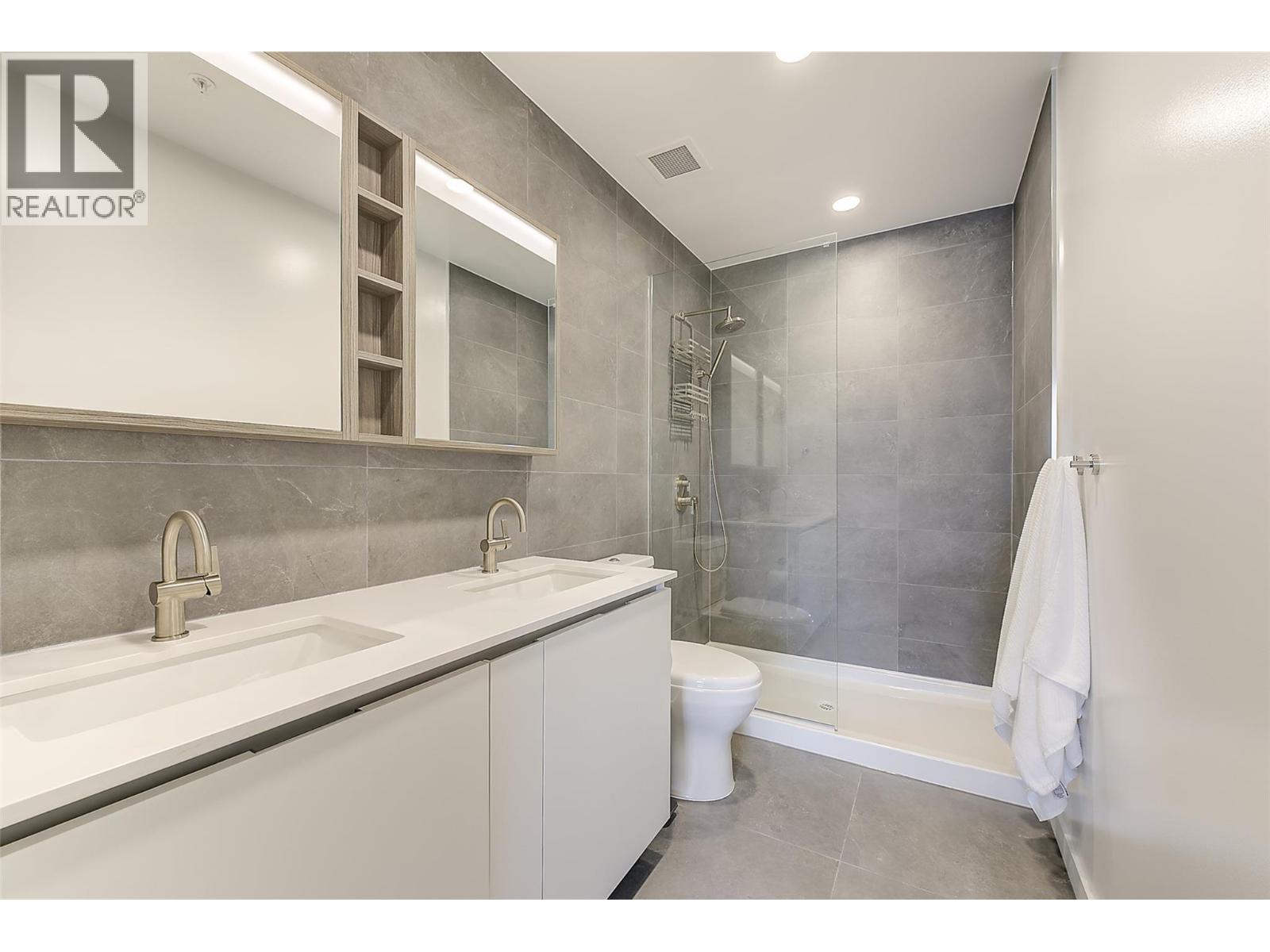 #107 2760 Olalla Road - 25