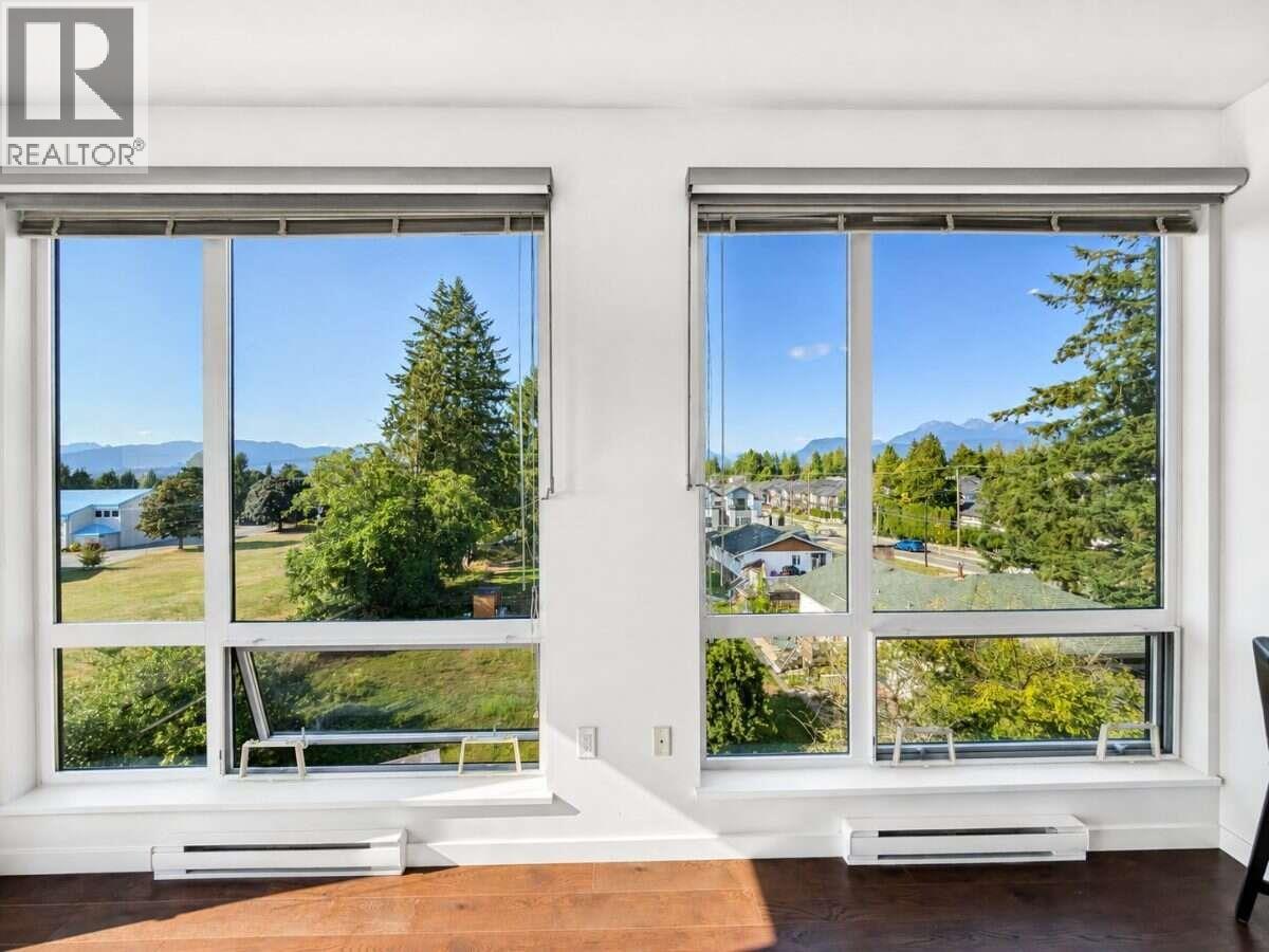 403 20331 DEWDNEY TRUNK ROAD, Maple Ridge
