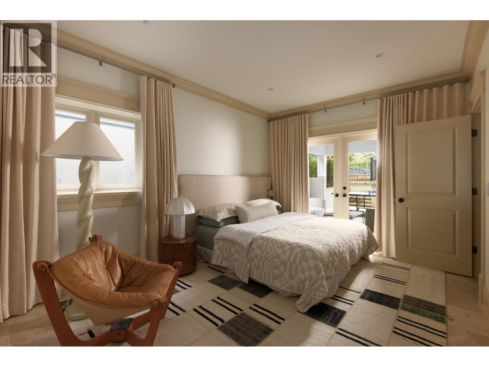 2955 ROSEBERY AVENUE, West Vancouver
