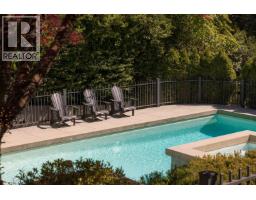 2955 Rosebery Avenue, West Vancouver, BC V7V3A5 Photo 17