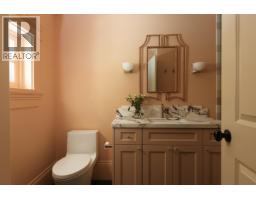 2955 Rosebery Avenue, West Vancouver, BC V7V3A5 Photo 27