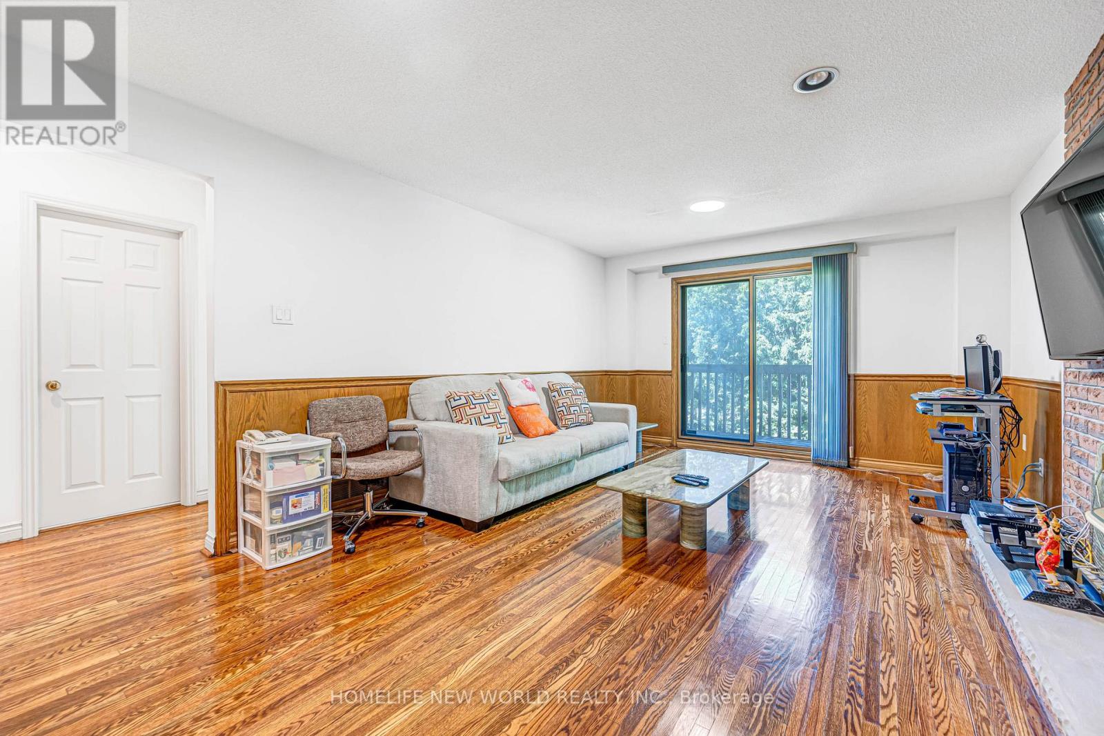 4 TARBERT ROAD - 16