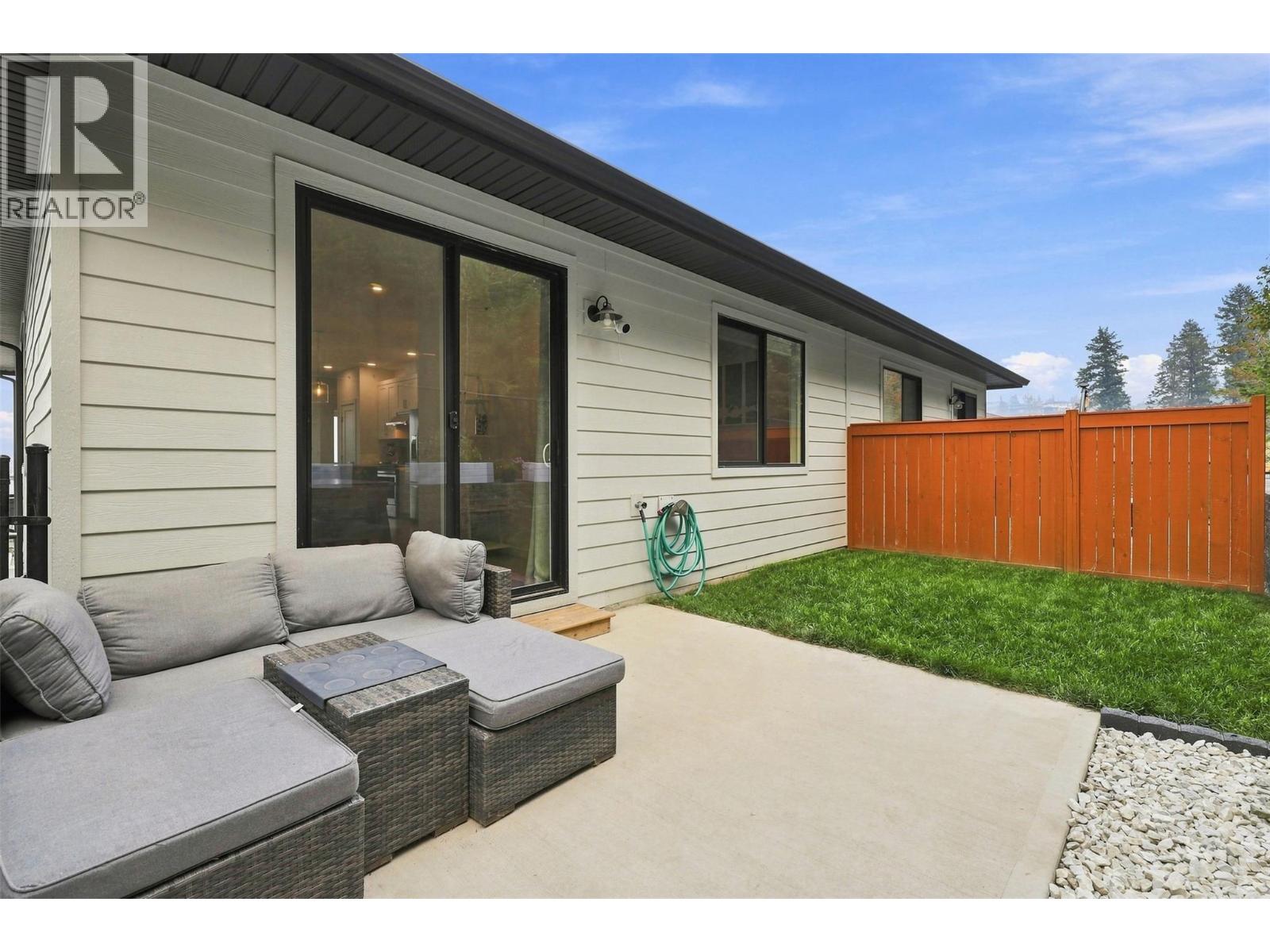 #129 1799 BABINE Avenue - 18