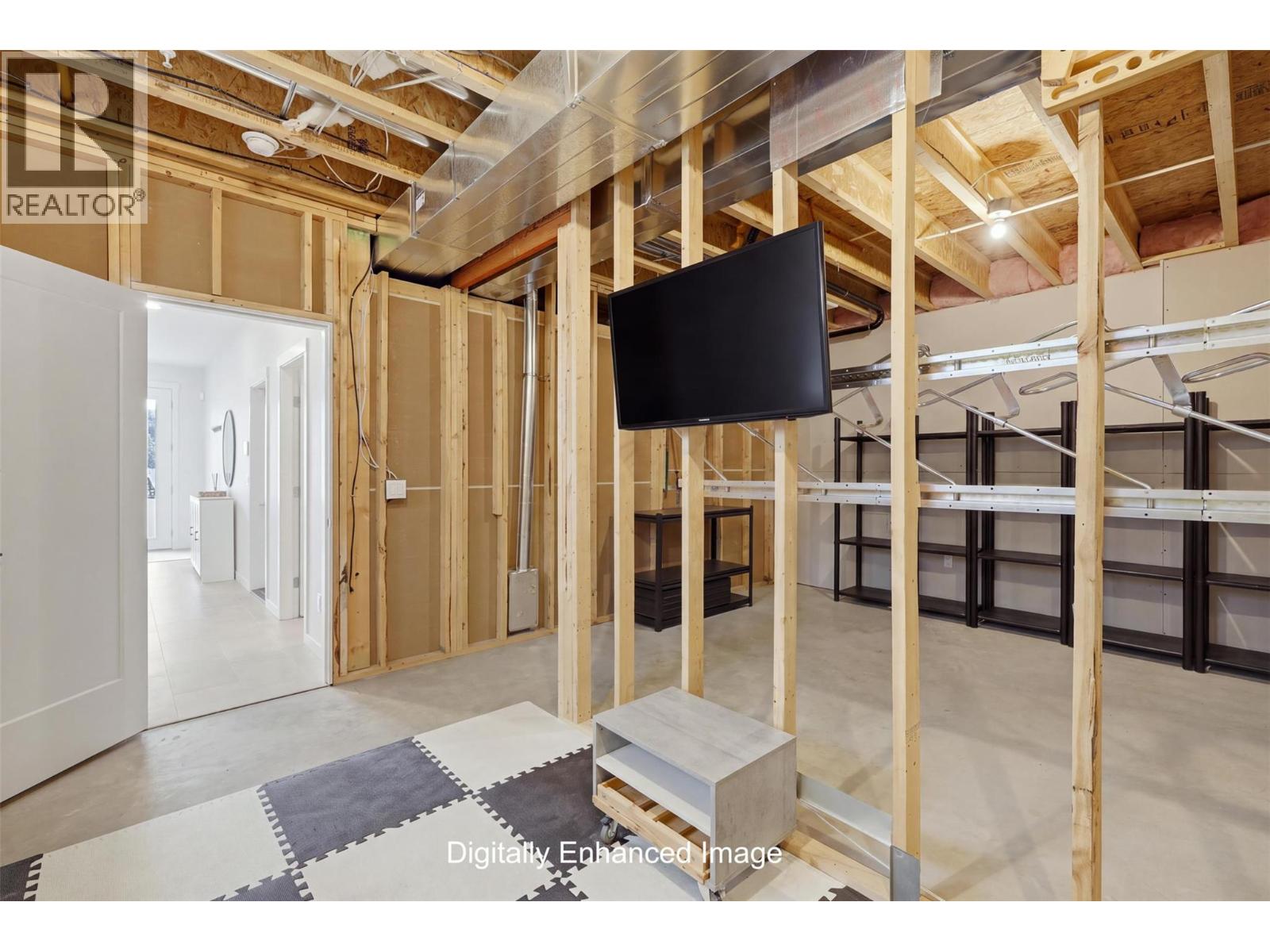 #129 1799 BABINE Avenue - Image 36