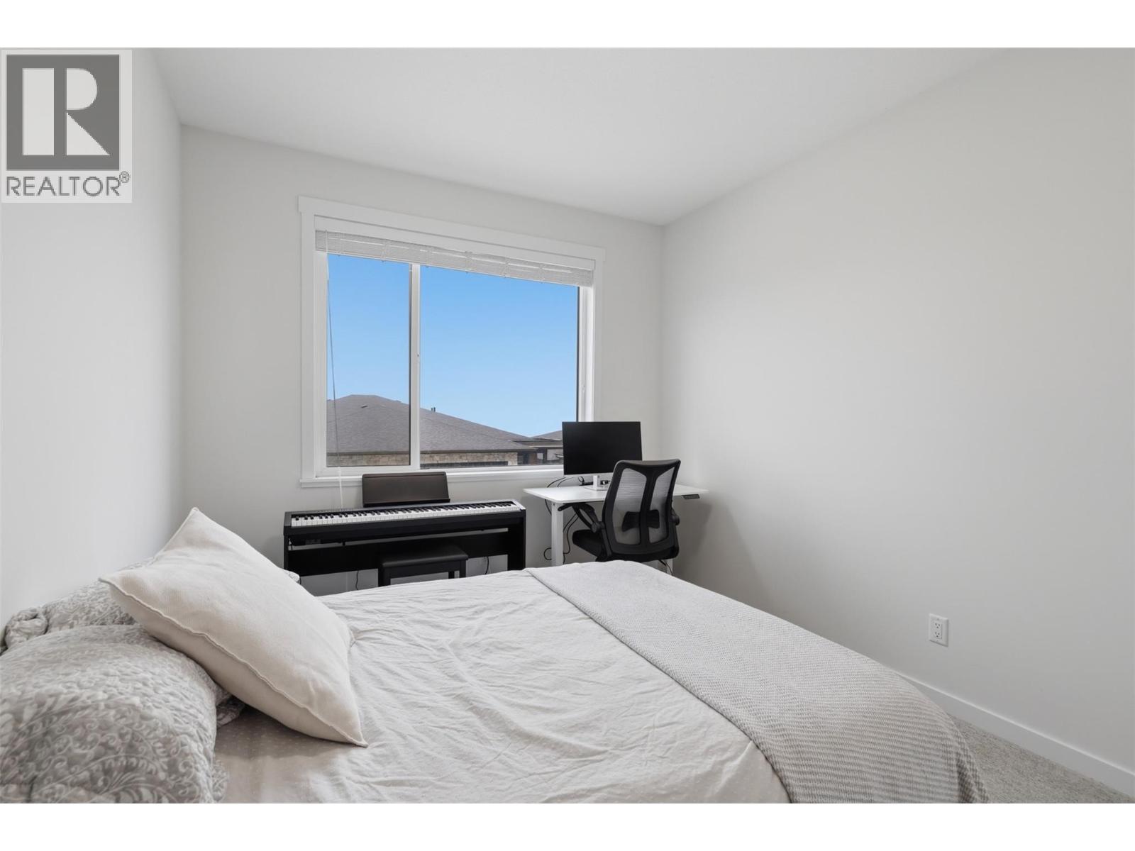#129 1799 BABINE Avenue - 27