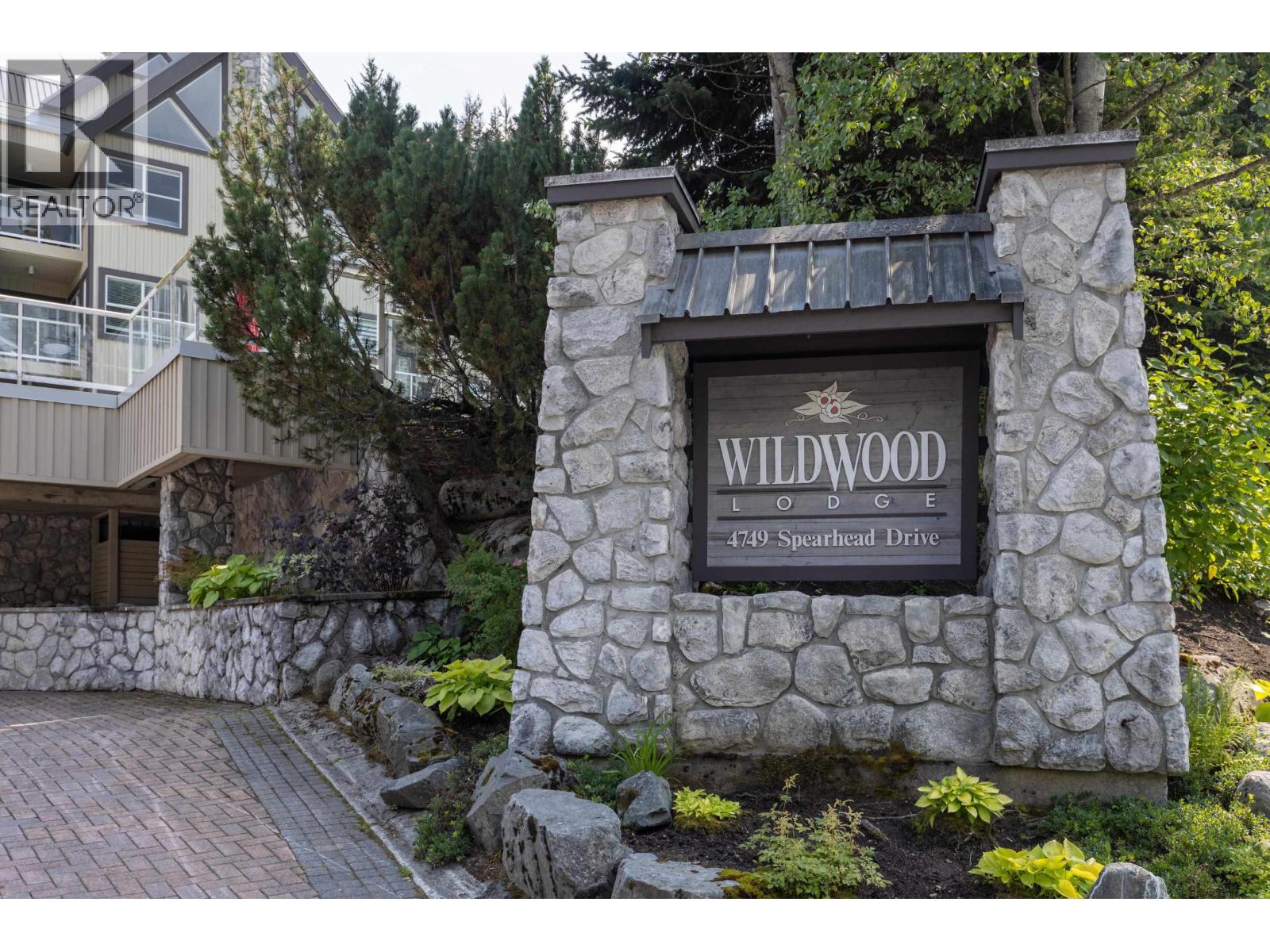 316 4749 SPEARHEAD DRIVE, Whistler