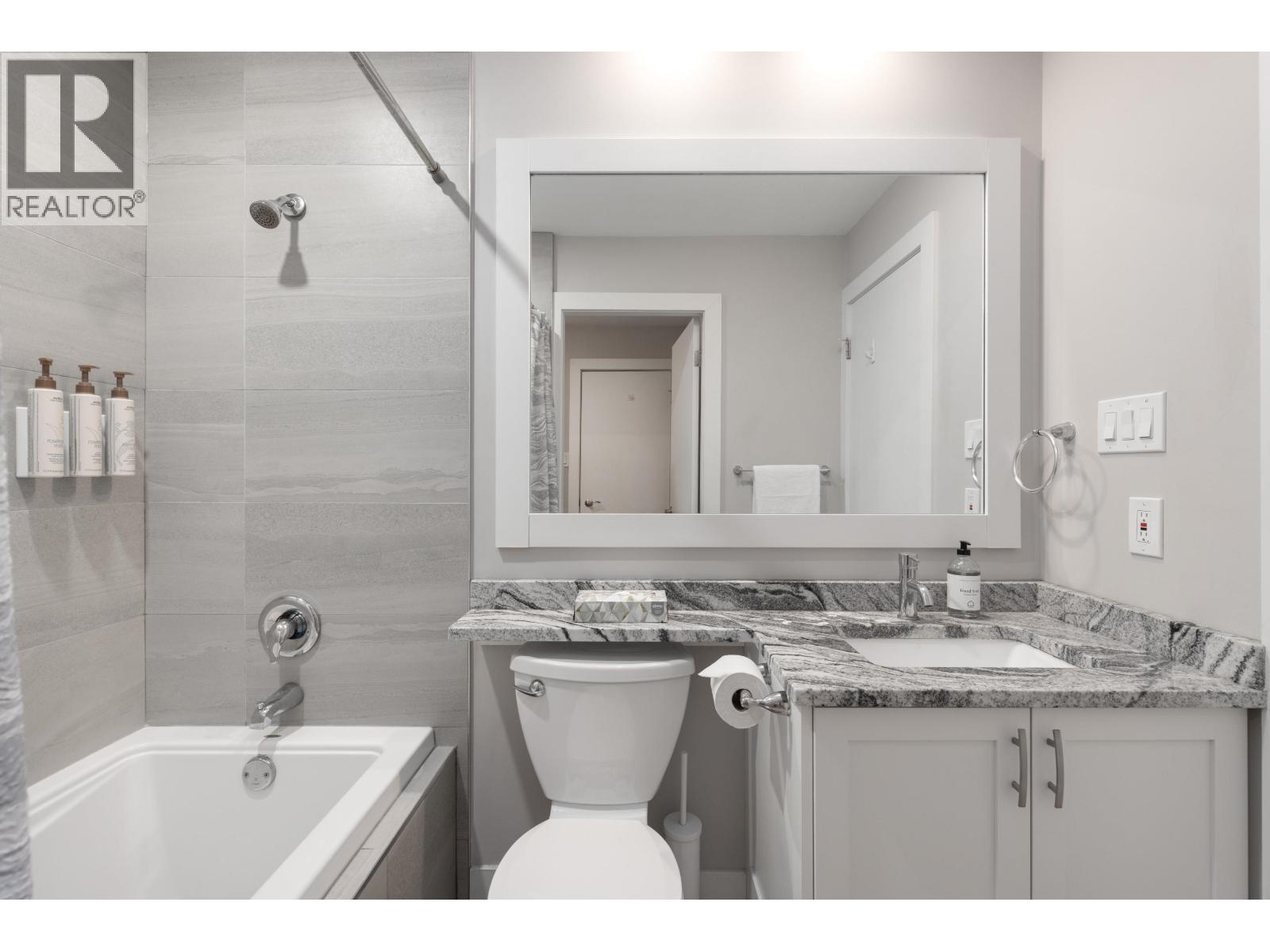 316 4749 SPEARHEAD DRIVE, Whistler