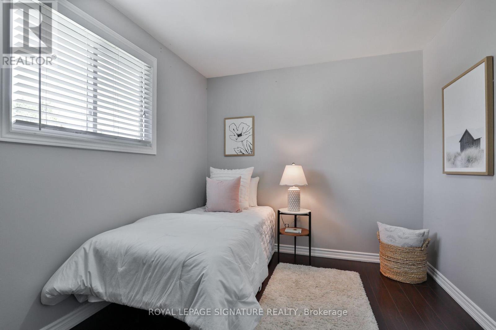 13 SMYTH CRESCENT - Image 26