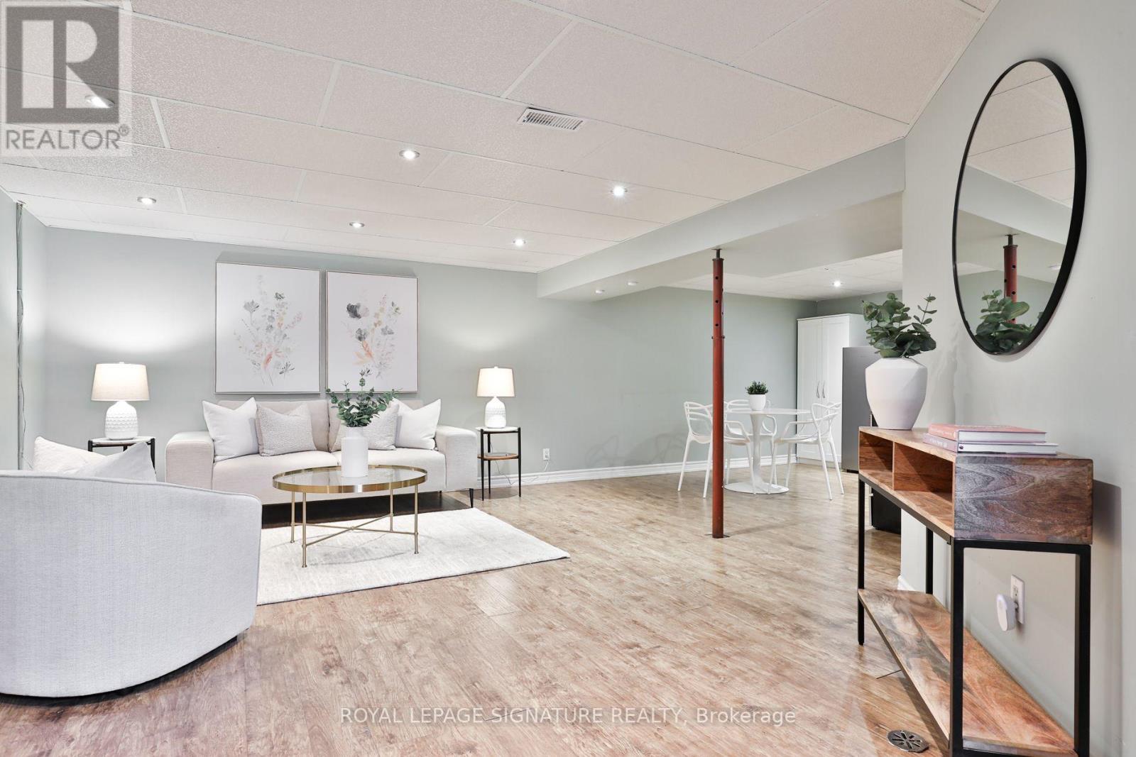 13 SMYTH CRESCENT - Image 34