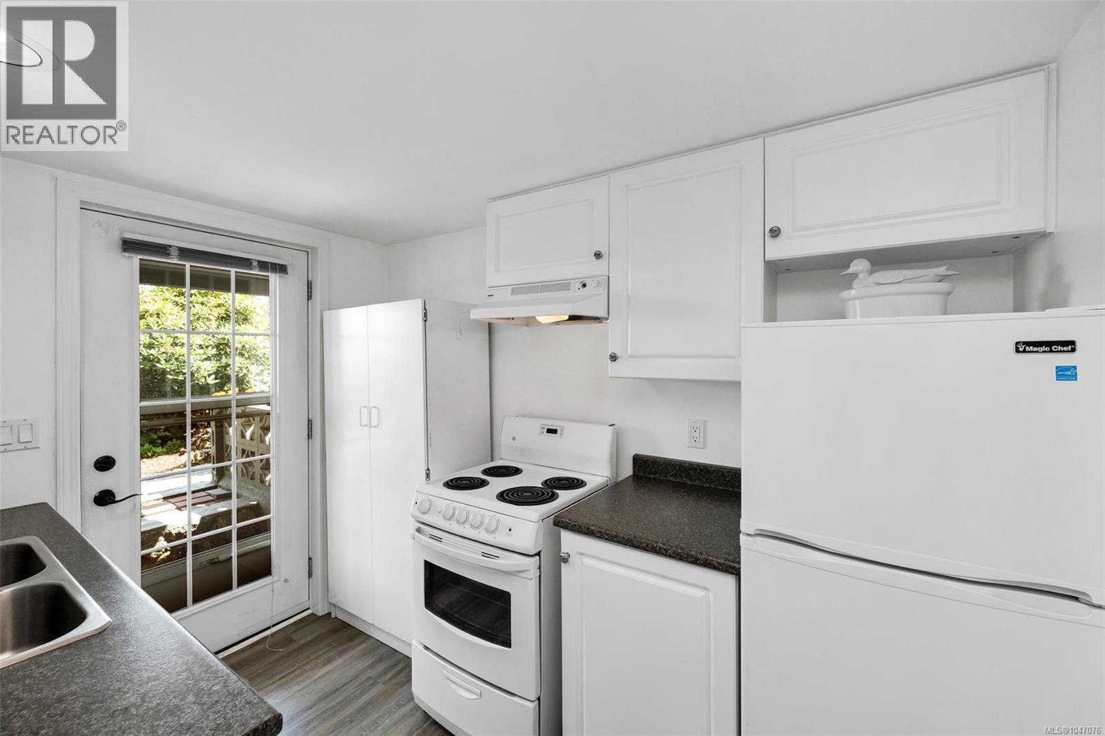  711 Wells Road, Saanich