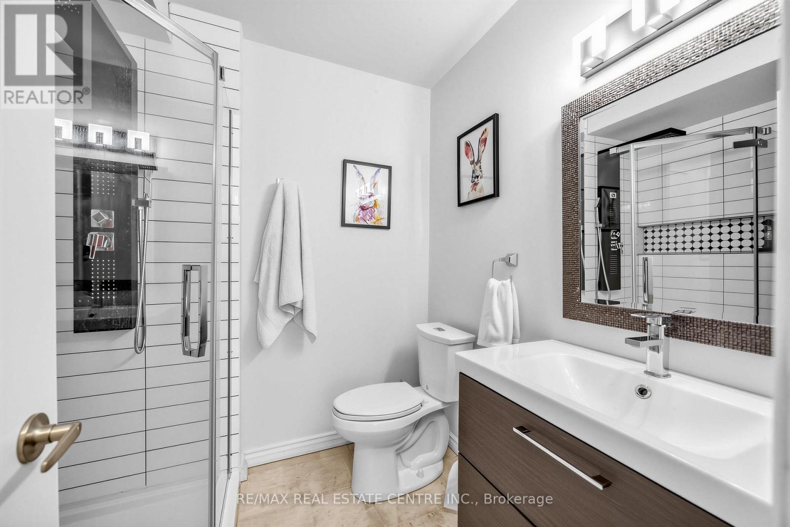 6348 ATHERLY CRESCENT - 27