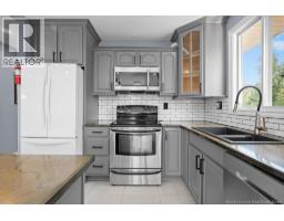 3pc Bathroom - 402 Marguerite Street, Dieppe, NB E1A7H1 Photo 15