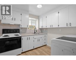 402 Marguerite Street, Dieppe, NB E1A7H1 Photo 36