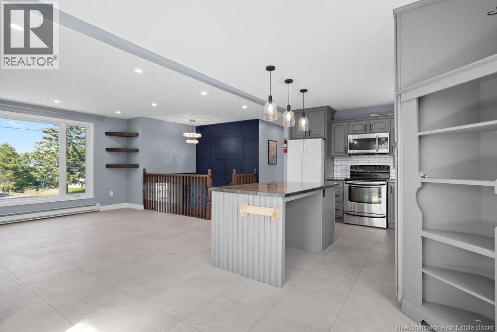 402 Marguerite Street - 18
