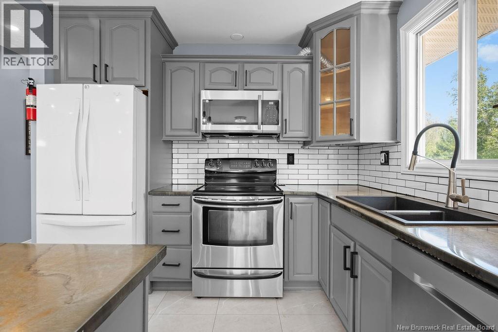 402 Marguerite Street - 15